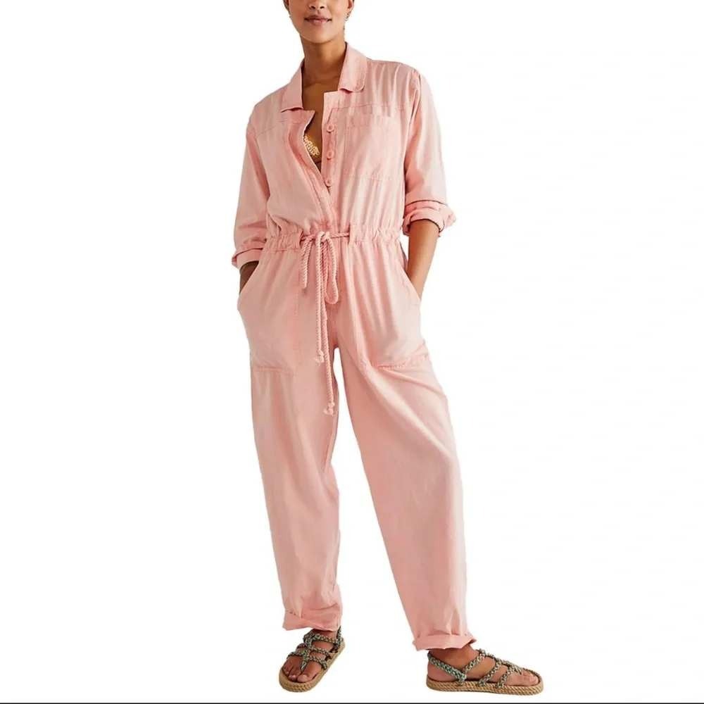 Free People Quinn Coveralls Peach Cotton Linen Jumpsuit Large Utilitarian Boho